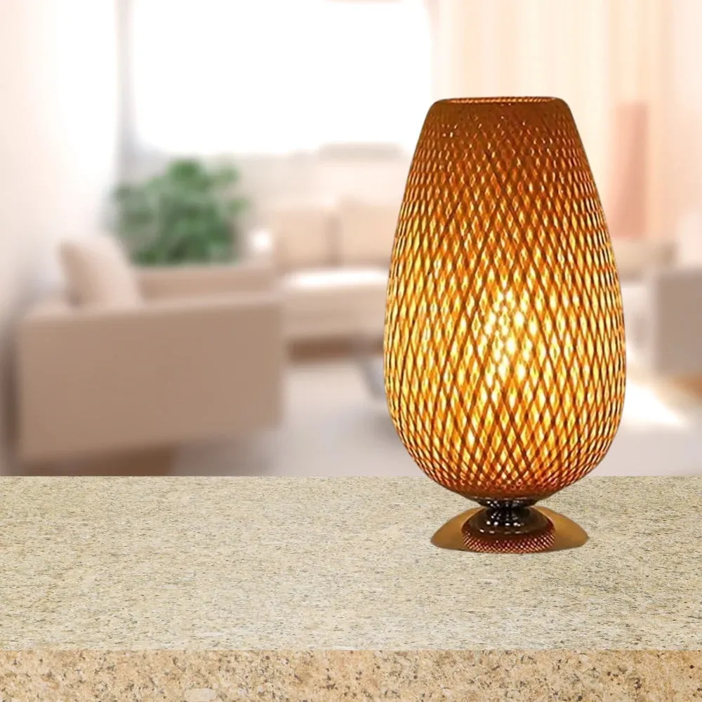 Handcrafted Sustainable Bamboo Table Lamp D847