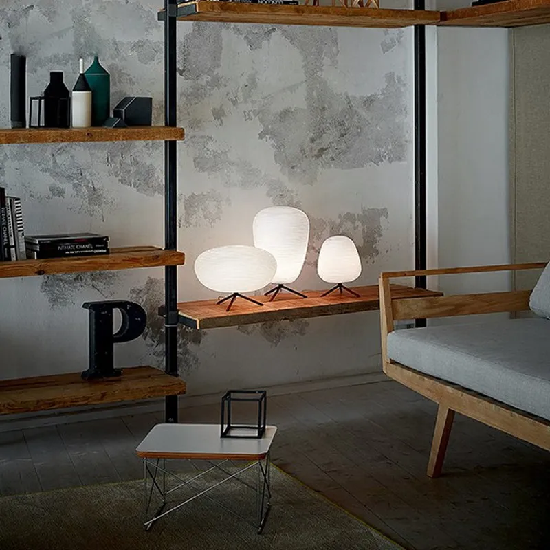 White Tripod Table Lamp for Bedroom S37