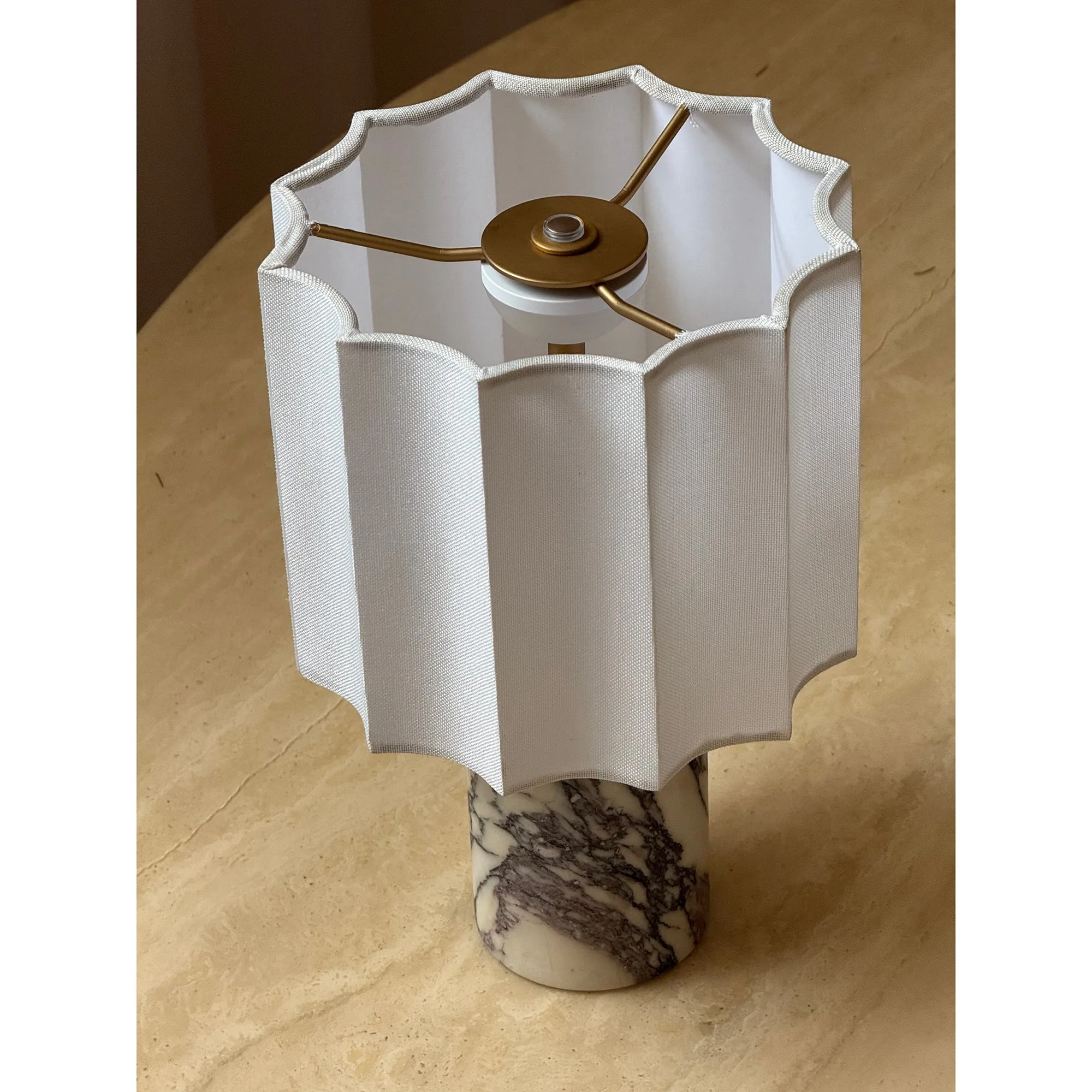 Valli Table Lamp D668