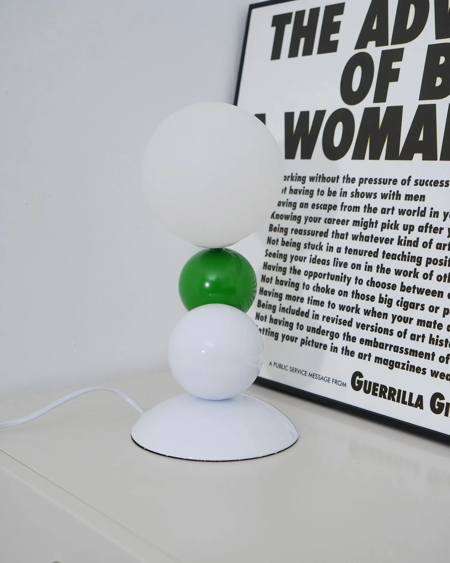 Colorful Design Acrylic Ball Table Lamp M203