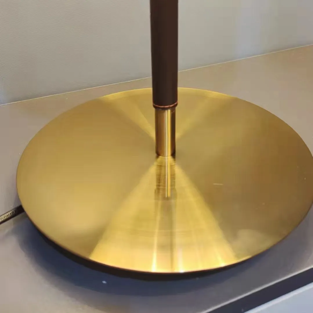 Danona Table Lamp D466