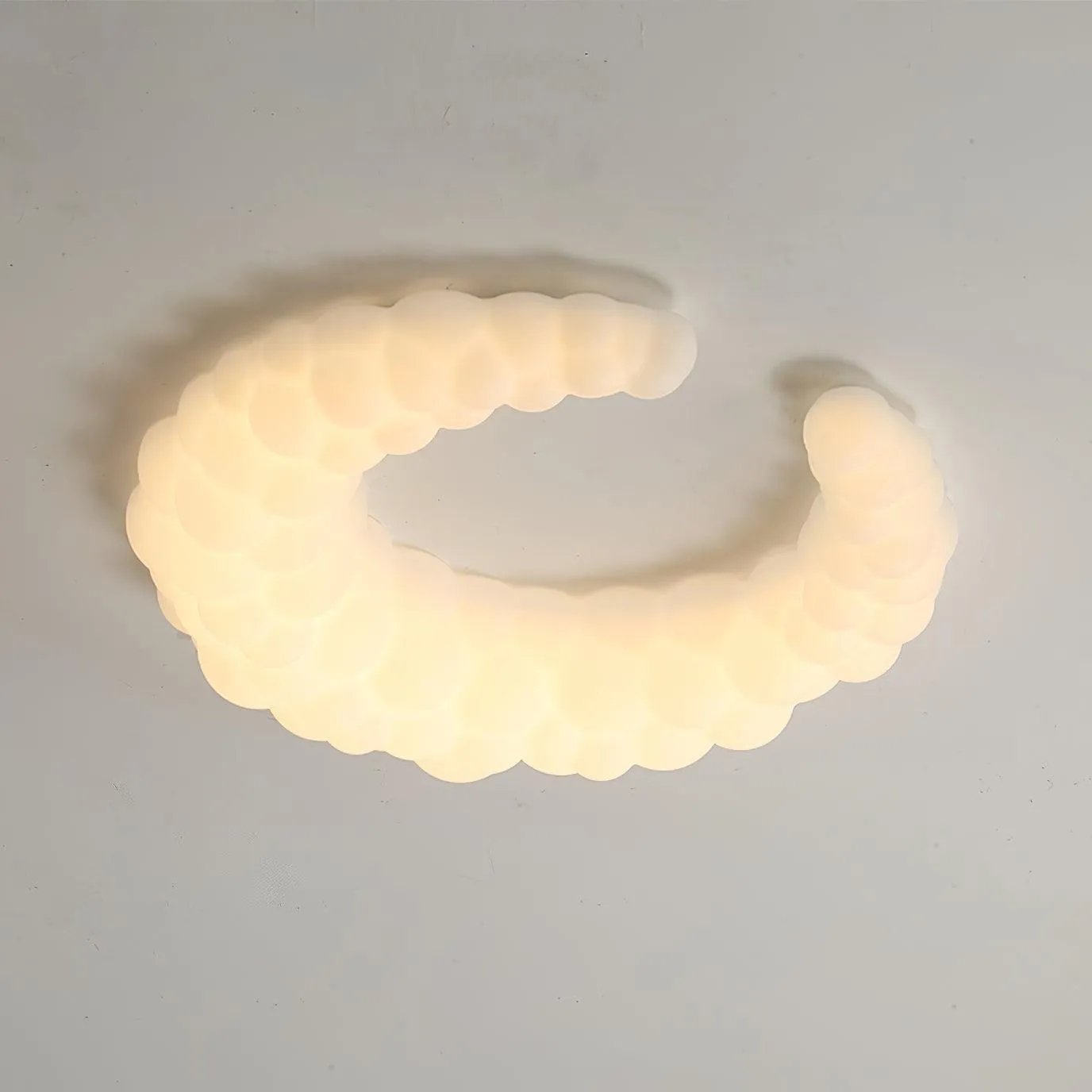 Cream Style Moon Ceiling Lamp M580