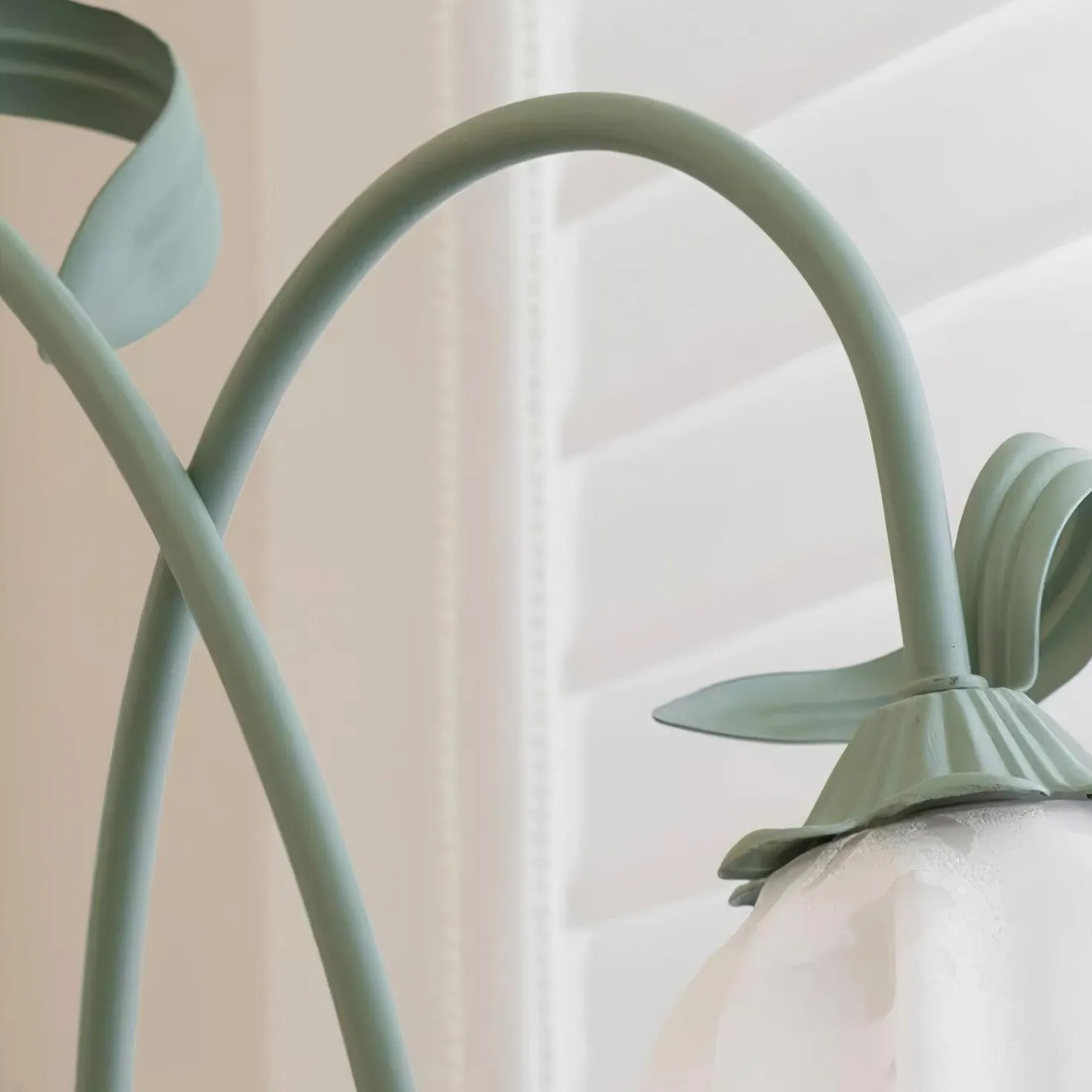 Creative Multi-Head Winding Flower Shape Floor Lamp M175
