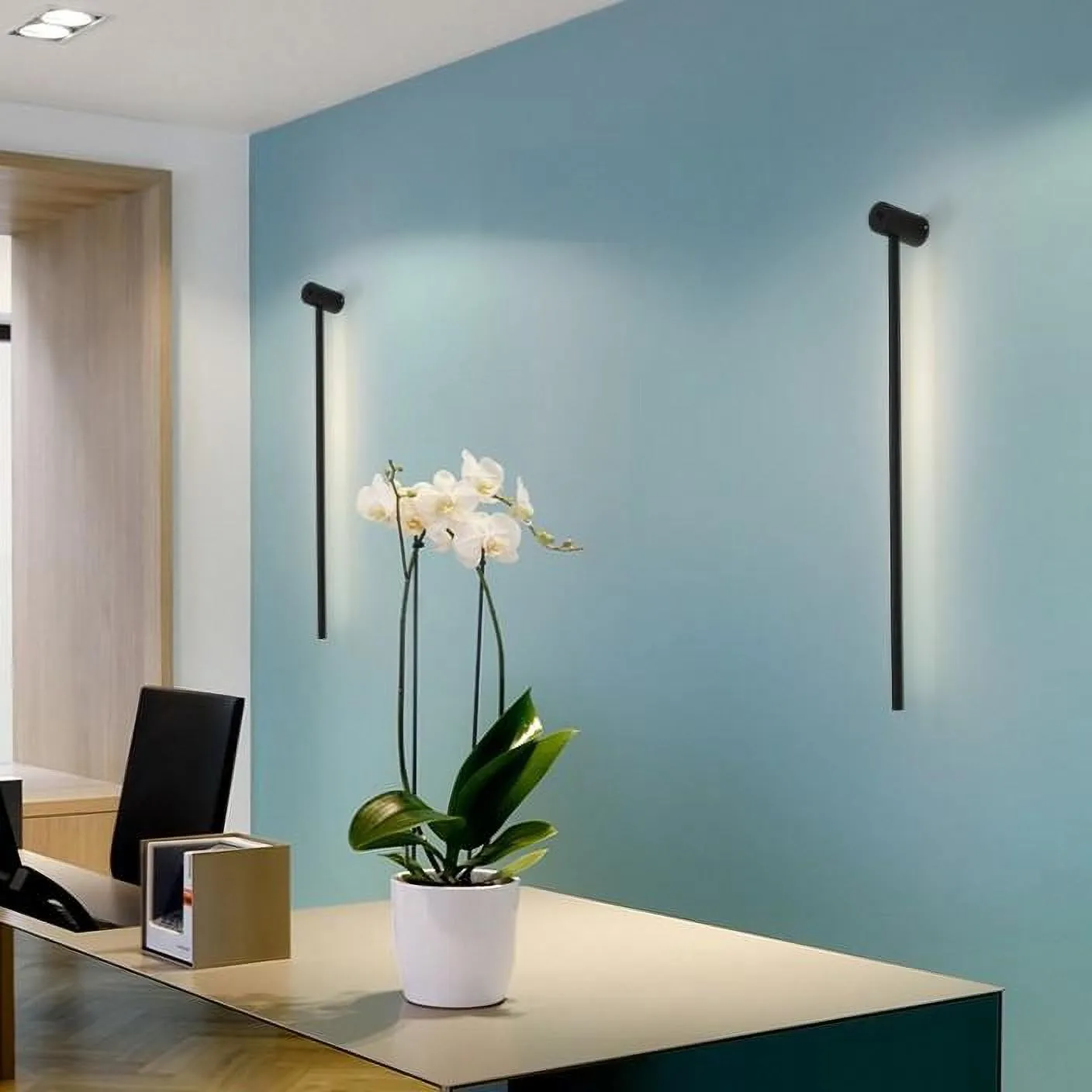 Modern Industrial Black Linear LED Wall Light
