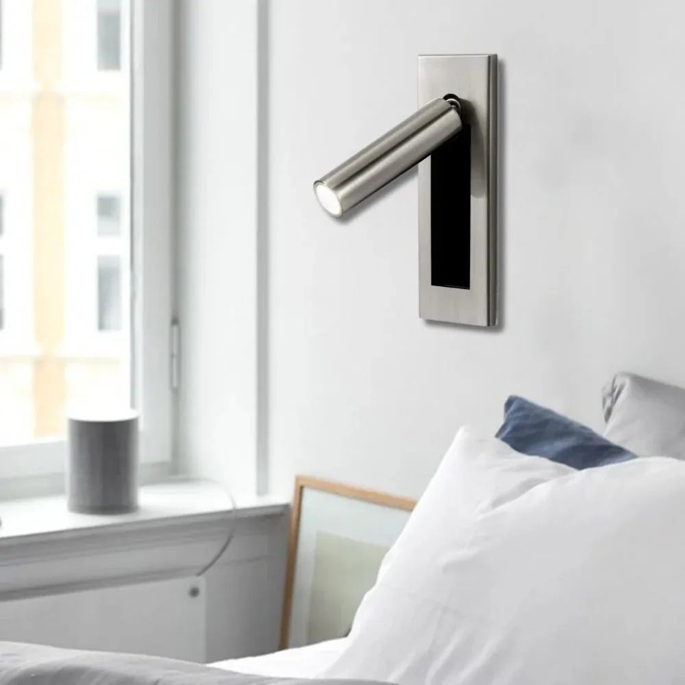 The Modern Square Wall Light D790