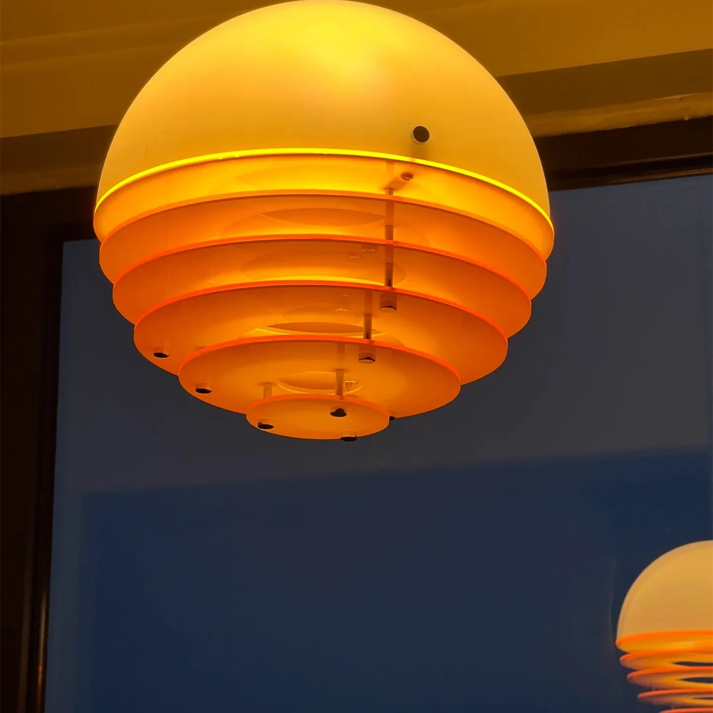 Bauhaus Sunset Ambient Pendant Lamp - Glass Acrylic Pendant Lamp S192