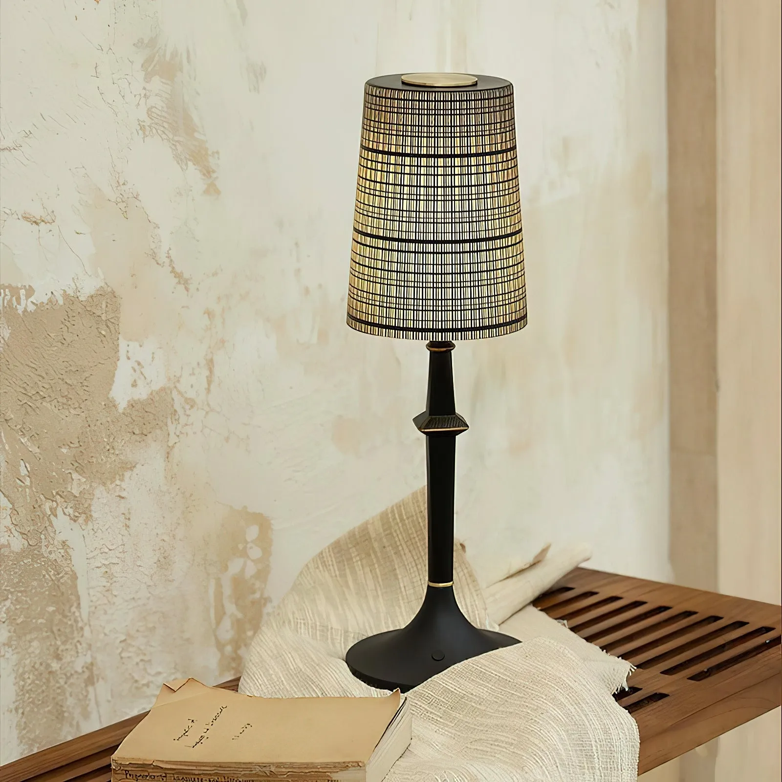 Devon Black Table Lamp D709