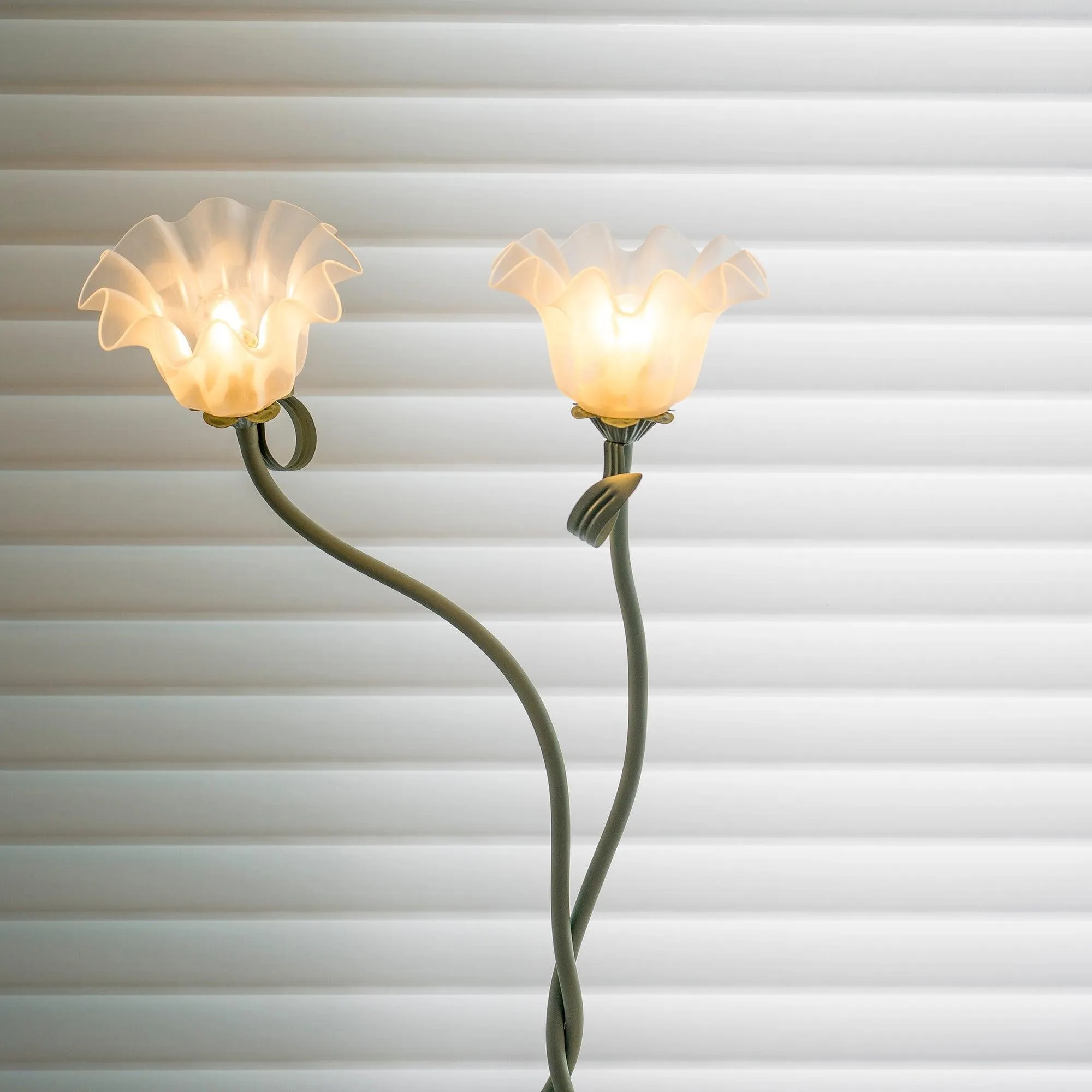 Creative Multi-Head Winding Flower Shape Floor Lamp M175