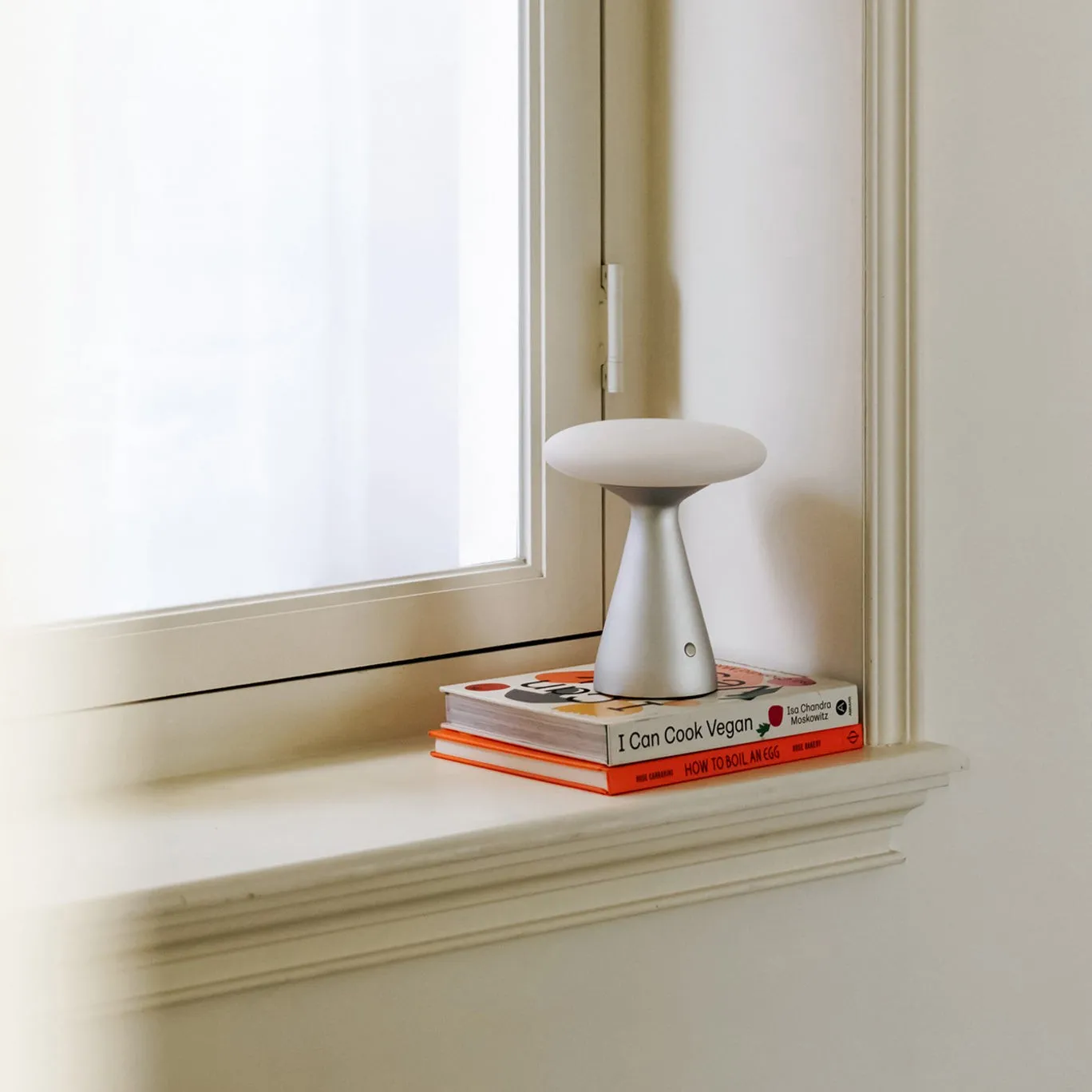 Simple Style Touch Dimming Table Lamp M248