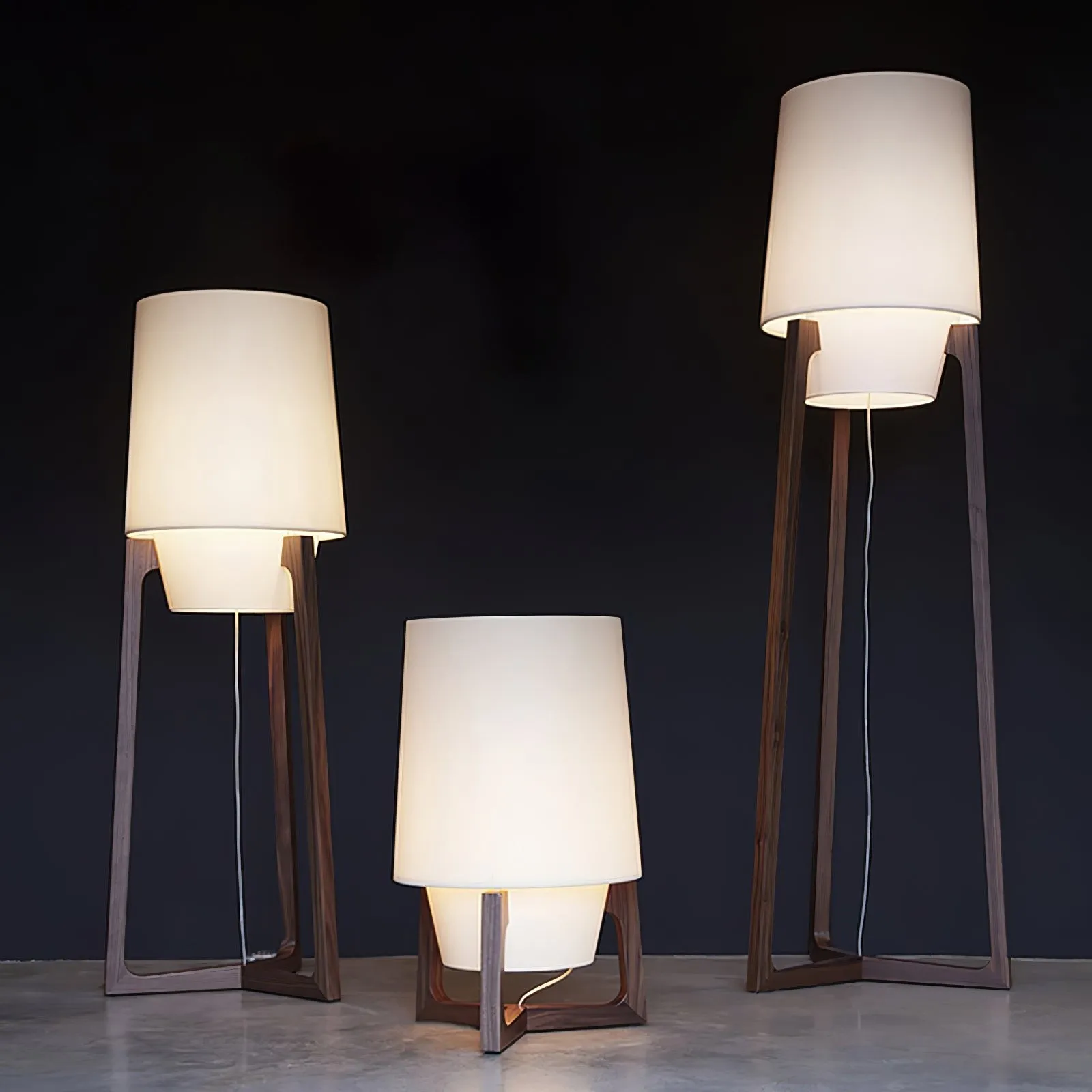 Modern Simple Chinese Style Solid Wood Floor Lamp M150