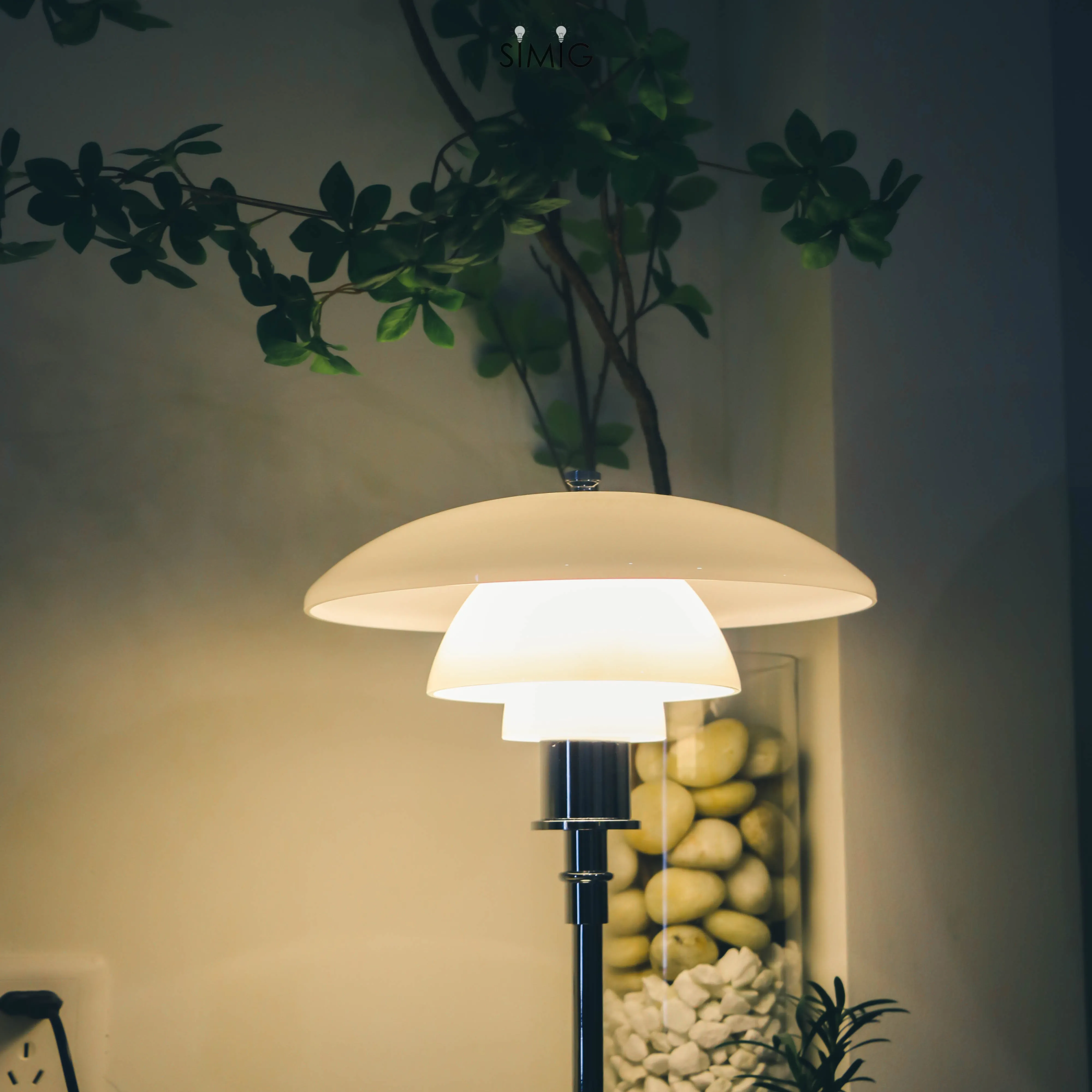 Danish Disc Multilayer Metal Table Lamp