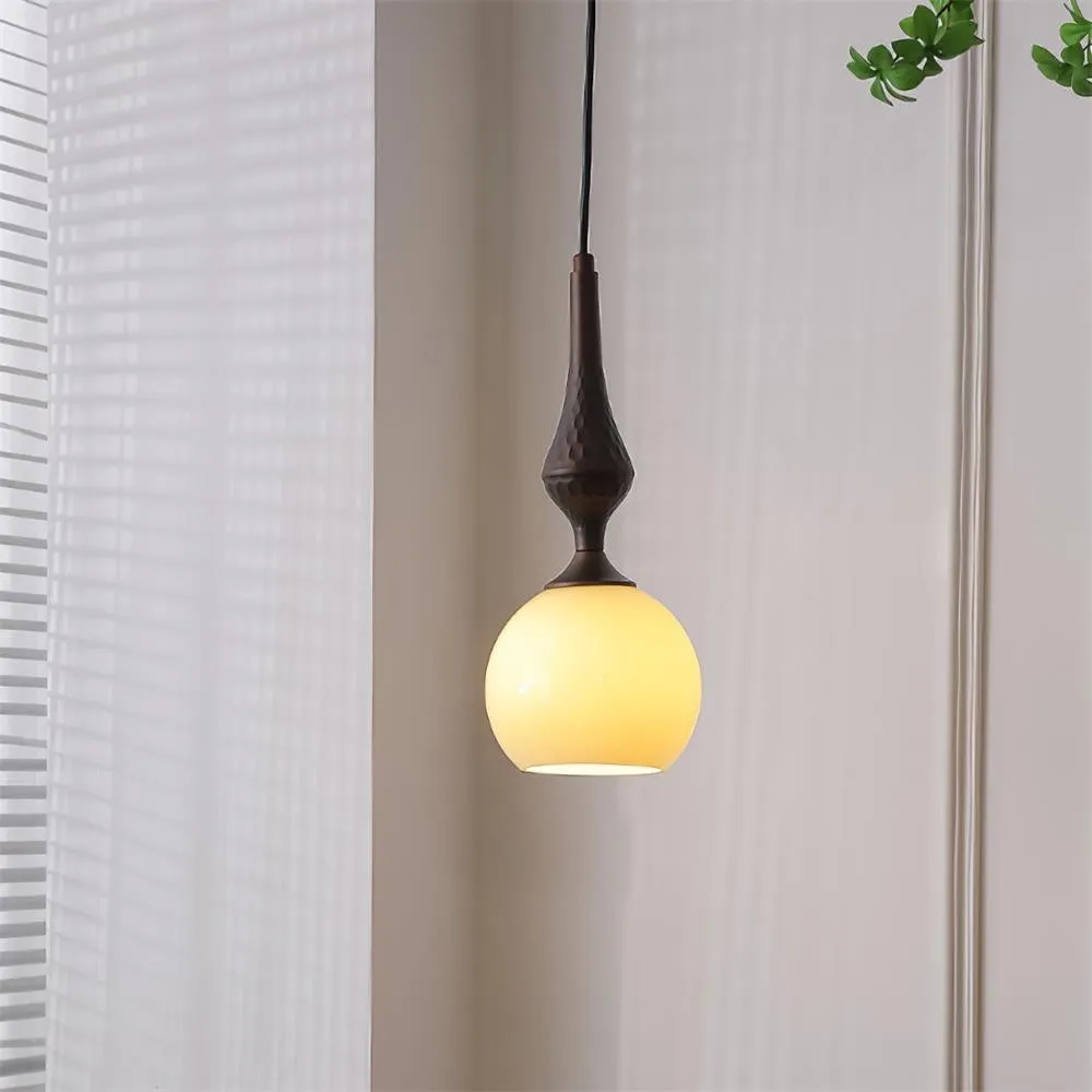 Modern Simple Cream Smooth Small Pendant Lamp M265