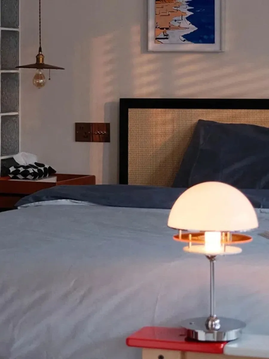 Bauhaus Vintage Style Acrylic Sunset Table Lamp G79