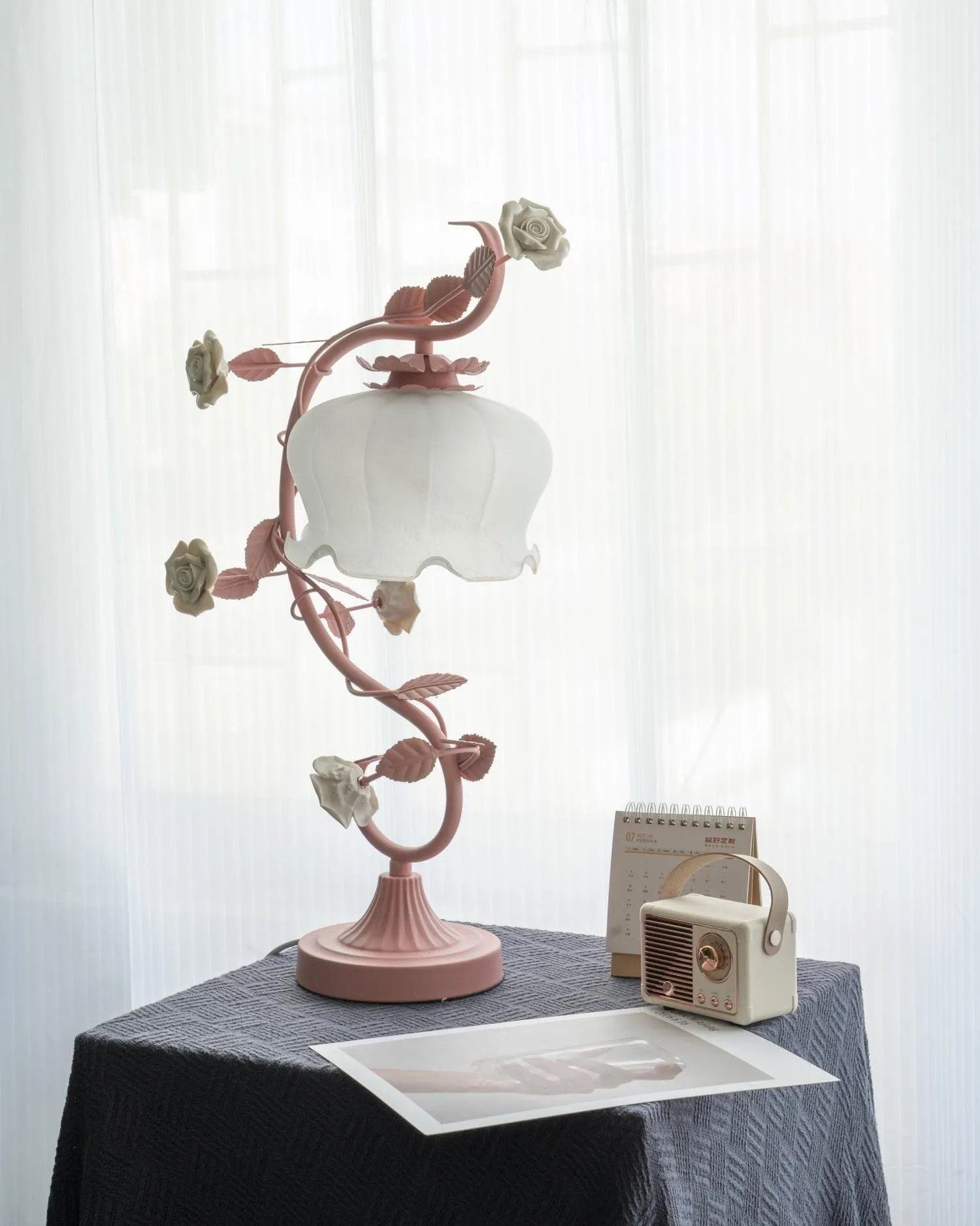 Green Pink White Rose Flower Table Lamp M209