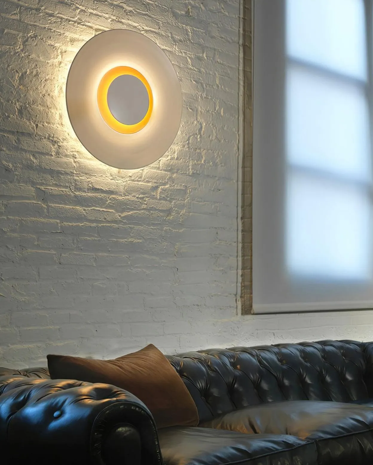 Round Simple Style Wall Light P009
