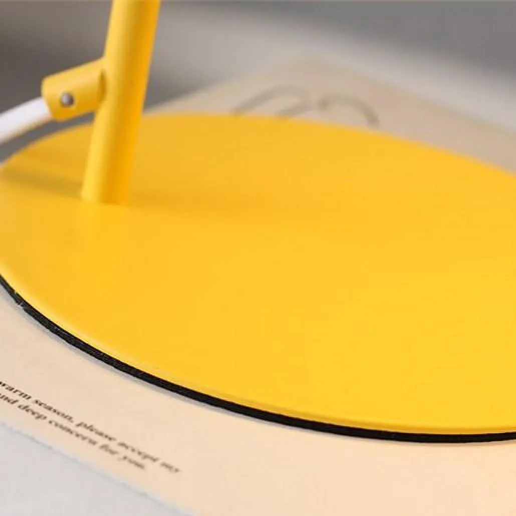 Lively Table Light