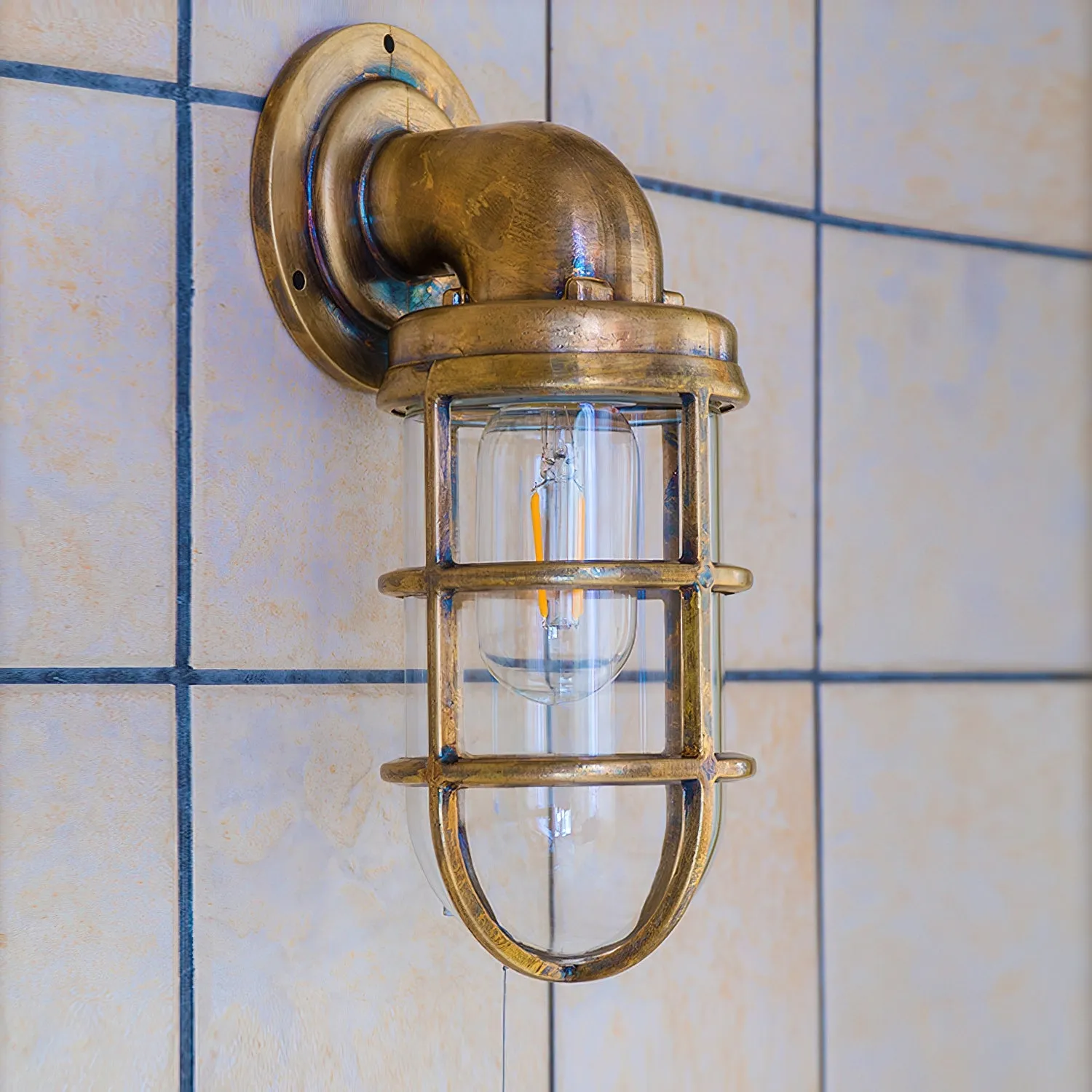 Marine Wall Lamp D638