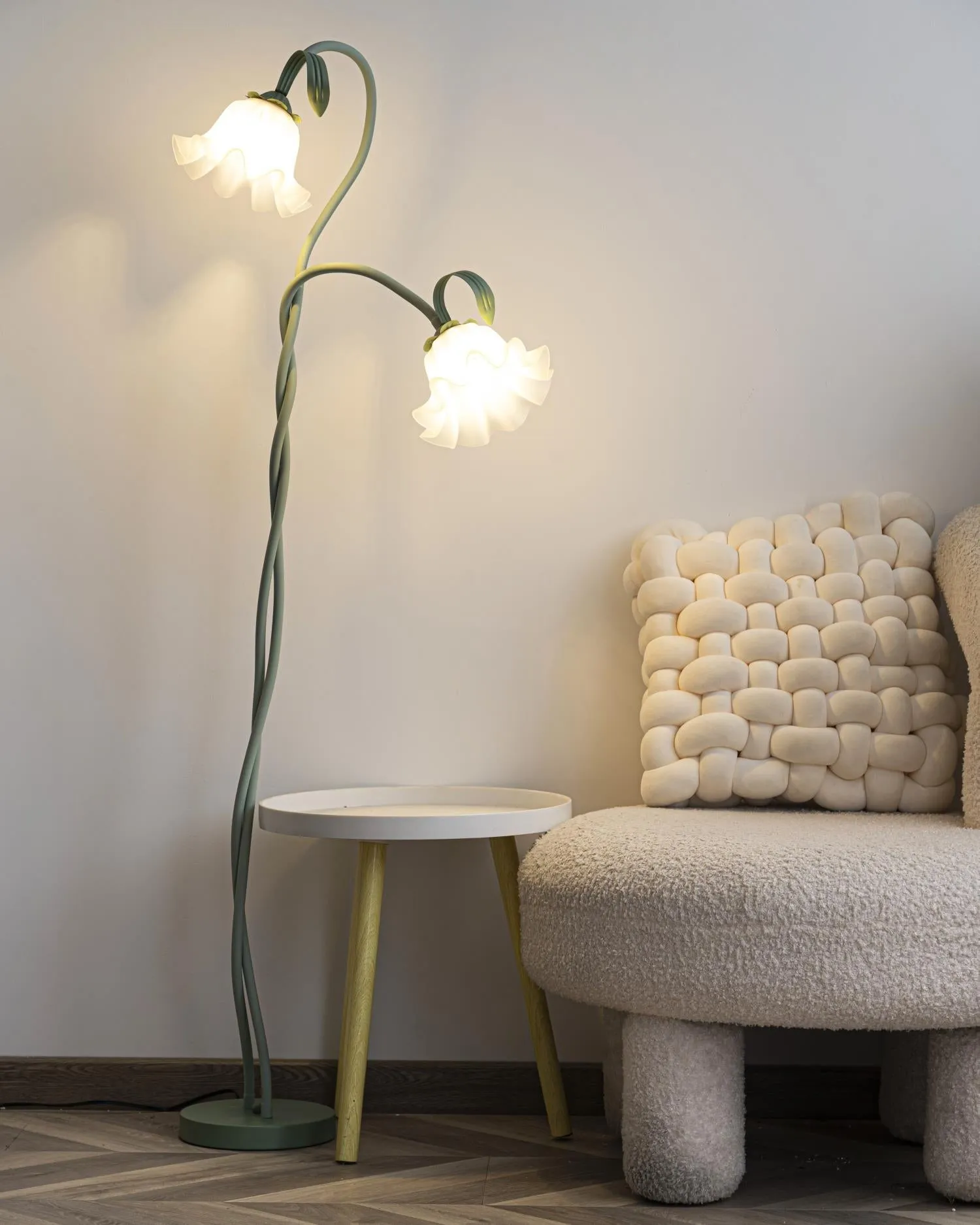 Creative Multi-Head Winding Flower Shape Floor Lamp M175