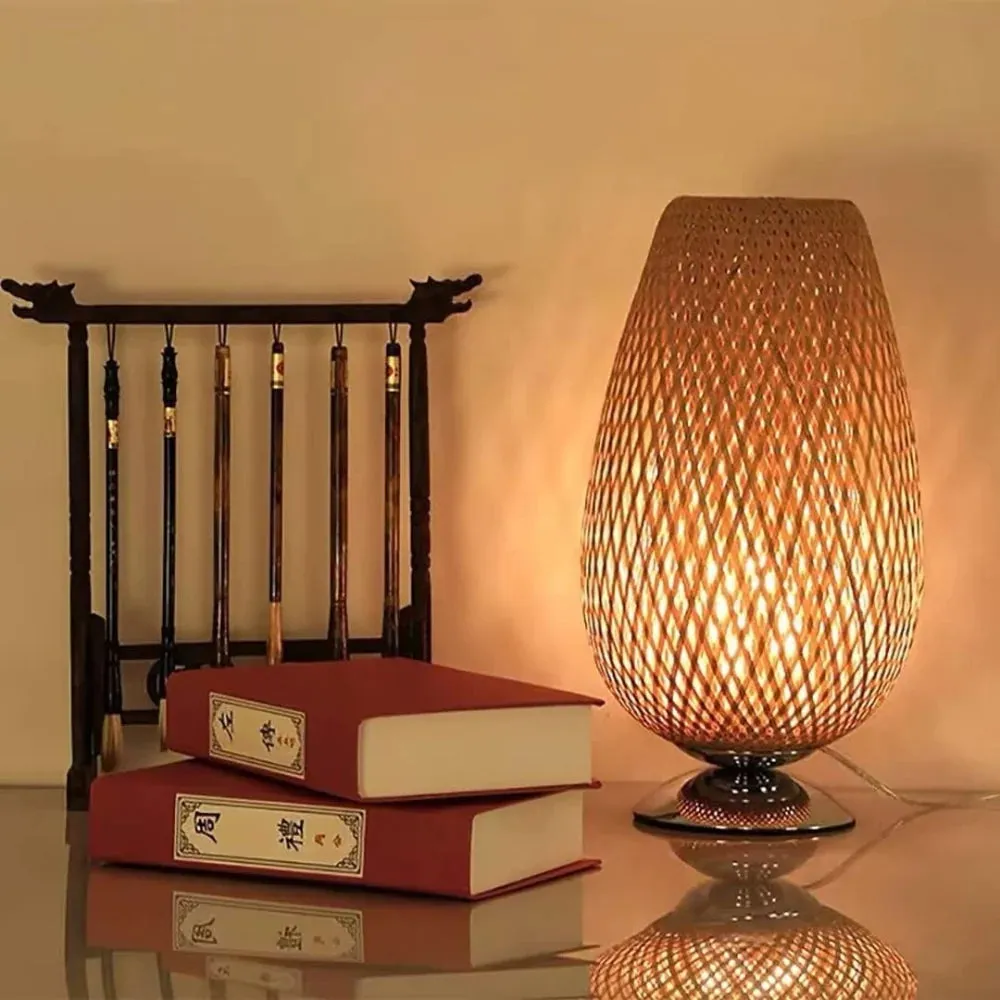 Handcrafted Sustainable Bamboo Table Lamp D847