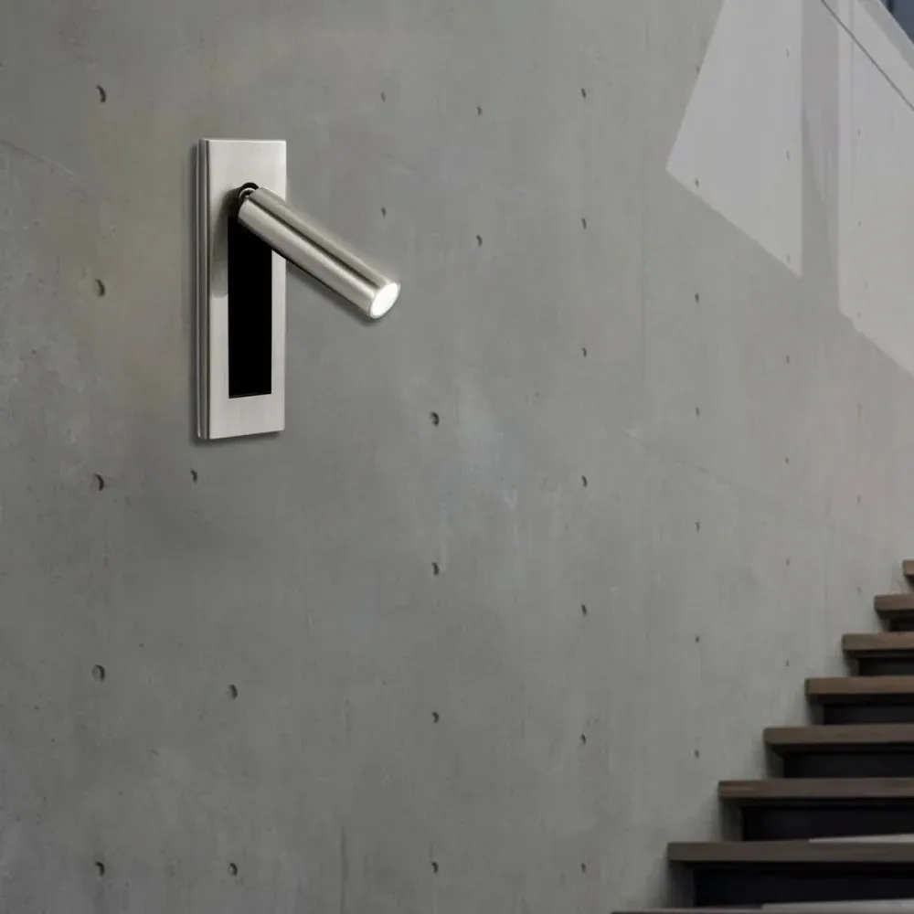 The Modern Square Wall Light D790